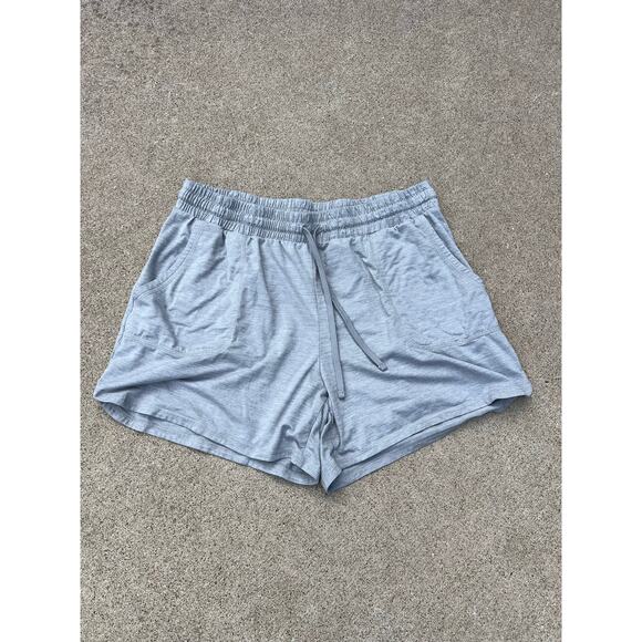 St. John's Bay 5" Short Gray Breathable Athletic Shorts Size XL - Picture 1 of 4
